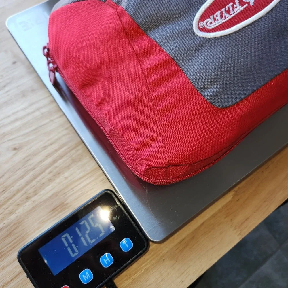 RADIO FLYER‎ Insulated Lunch Bag/Cooler Collapsible Red and Gray (red wagon)